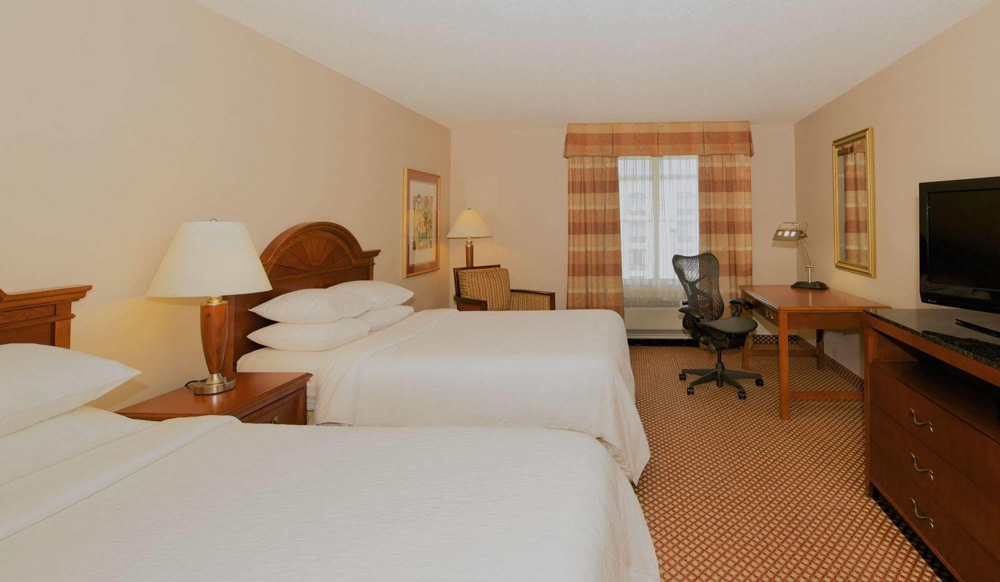 Hilton Garden Inn BWI Airport Linthicum Exterior photo